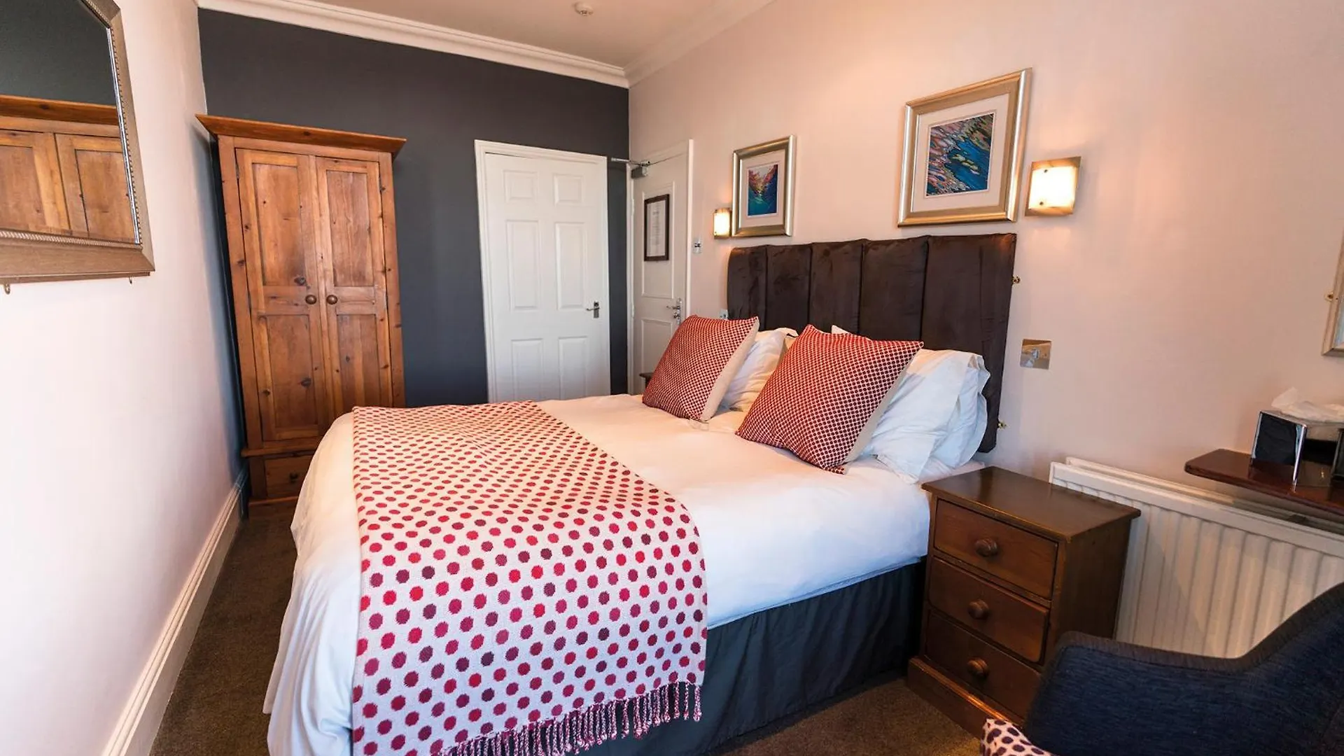 The Helaina Hotel Scarborough
