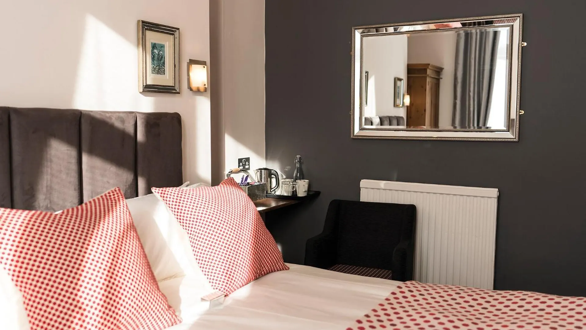 Vendégház The Helaina Hotel Scarborough